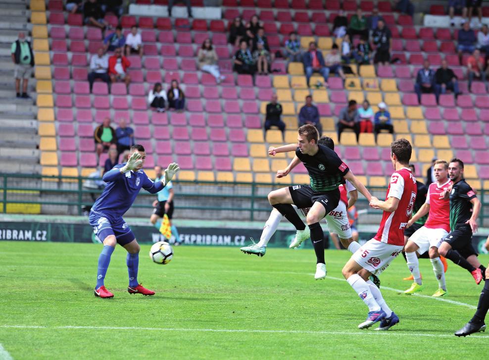 KVĚTNA FNL PŘÍŠTĚ: FK PARDUBICE - FK OLYMPIA PRAHA (PÁ 17) AKTUÁLNĚ Pardubičtí v závěru sezony slevili v obranné činnosti PŘÍBRAM - Domácí fanoušci jsou v sedmém nebi, po roce se vracejí do nejvyšší