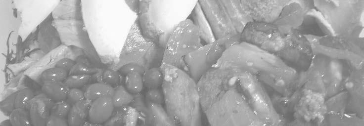 plněná šalotkou, cuketou, hraškovými lusky, sójovou smetanou a bazalkovým pestem Jacket potato Funghi 175 pečená brambora plněná žampiony, houbami s česnekem, jarní cibulkou, cherry rajčátky a