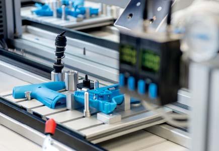 Safe to use in food-processing industry: the CM FOOD F 12 KVALITA GLORIA VÍCE NEŽ JEN SLOVA Značka GLORIA je po desetiletí symbolem kvality a spolehlivosti.