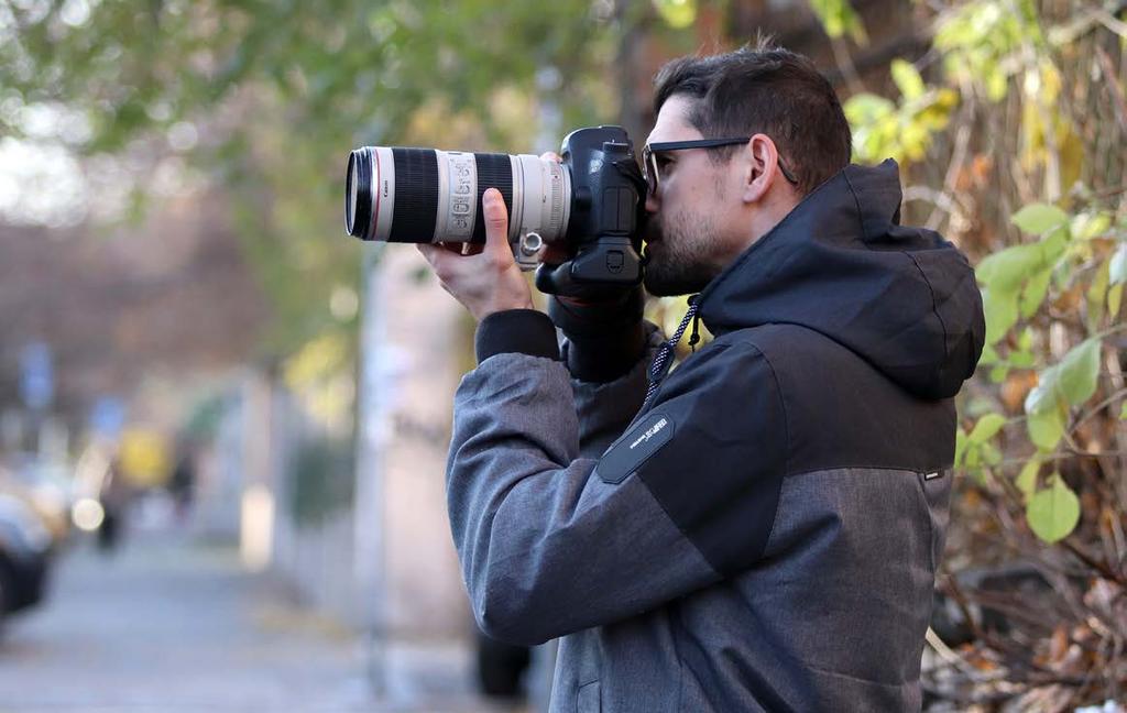 CIVIL S tímto kanónem by mohl Jan z fleku fotit sport že by hudba budoucnosti? Než se stal fotografem, dělal Jan Nebřenský u vody.
