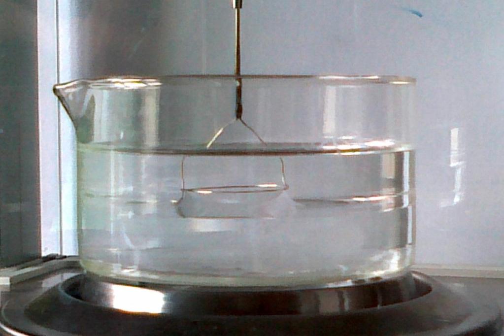 2.3.6 Ověření měření na nových kapalinách Pro toto měření byly objednány tyto nové kapaliny: glycerol, dijodmetan a -bromnaftalen (Sigma-Aldrich Co. LLC.) a deionizovaná destilovaná voda.