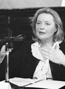 Diskusní činnost Veřejné diskuse pořádá Asociace pro mezinárodní otázky již od roku 1998. V roce 2005 uspořádala Asociace 34 veřejných diskusí, nejvíce v její dosavadní historii.