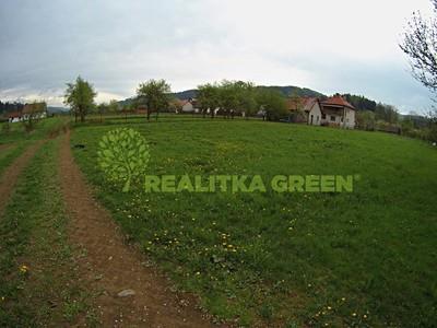 Bez provize RE/MAX Quality C) Halenkov, 973 m 2 500,- Kč/m 2 Prodej rovinatého pozemku obdélníkového tvaru, dostupnost
