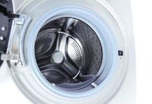 Jet Wash lze použít při malém množství prádla, program se při teplotě 30 C dokončí za 12 minut a vy se tak dostanete tam, kam potřebujete, s minimální časovou ztrátou.