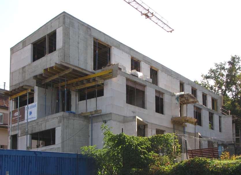 ENERGETICKY PASIVNÍ BYTOVÁ VILA POD ALTÁNEM Konstrukce