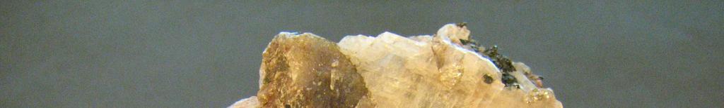 2. Nesosilikáty další minerály Zirkon Zr