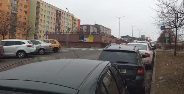 Nestavební úpravy křižovatky Voskovcova