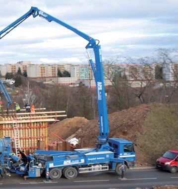 obrubníky ŘSD Dálnice D5, úsek Plzeň-Rozvadov 1994-1997 TRANSPORTBETON CTP Plzeň - 2015 hala - průmyslová podlaha Panattoni Park - Linde - 2015 hala - průmyslová podlaha