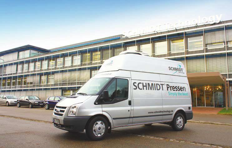 Servis / služby SCHMIDT Blízko k zákazníkovi díky perfektním službám Abychom vyhověli vysokým kvalitativním standardům moderní výroby a legislativním předpisům, jsou u lisovacích systémů nutné