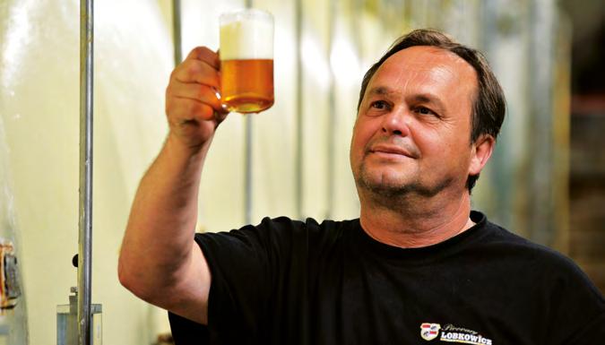 PRINCIPY KVALITY ČEPOVÁNÍ PIVA MĚLI BYSTE VĚDĚT: pro tlačení piva používáme směs oxidu uhličitého a dusíku v poměru 50:50 naražený sud nečepujeme déle než 3 dny na pivu vytváříme hustou kompaktní
