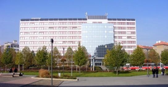 I. Organizační a institucionální nástroje - systém právních norem a koncepčních dokumentů uplatňovaných v ochraně ŽP - zaštiťují všechny ostatní nástroje ŽP, neboť z platných právních norem vycházejí