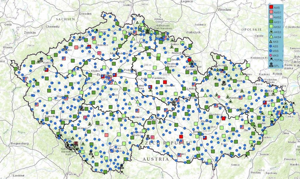 Zdroj: ČHMÚ 19 aerologická měření provádí vertikální sondáž atmosféry pomocí radiosond unášených balóny informace o tlaku, teplotě a vlhkosti vzduchu, rychlosti a směru větru v daných výškových