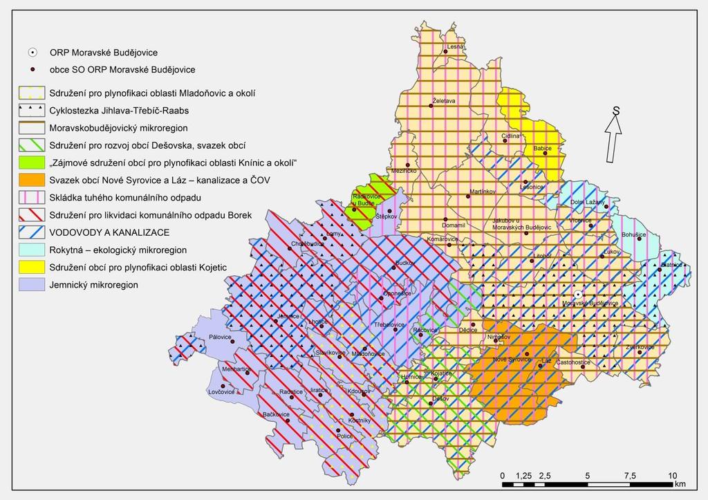 2 Souhrnná zpráva za všechny DSO v území Ve správním obvodu ORP Budějovice působí 12 dobrovolných svazků obcí (Jemnický mikroregion, Moravskobudějovický mikroregion, Sdružení pro plynofikaci oblasti