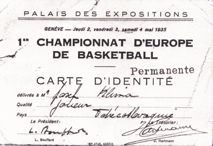V sezoně 1929/1930 se konalo vůbec první basketbalové mistrovství republiky. Historicky prvním československým mistrem v basketbalu se stala právě YMCA Praha.