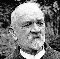 ZÁBLESK HISTORIE JOSEF HORA ČR Josef Thomayer. Skvělý lékař, ale také svéráz, jenž svými názory uměl pořádně naštvat i leckteré kolegy. Tedy hlavně chirurgy. Ty totiž, bůhvíproč, neměl příliš vlásce.
