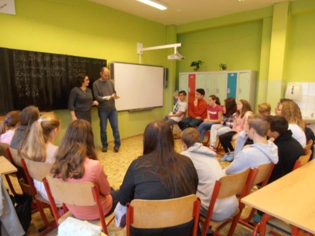 péči o oběti. Beseda byla určena ţákům osmých ročníků a tématem byla trestní odpovědnost dětí a mladistvých. Toto závaţné téma bylo dětem přiblíţeno formou, které všichni rozuměli.