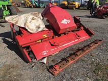 v. 09, hmotnost 1210 kg, pracovní záběr 3,11 m, transportní šířka 2,99 m, počet