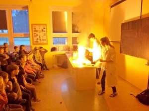čtyřikrát pro děti MŠ Místní, MŠ Sadové, žáky ZŠ Gorkého a rodiče.