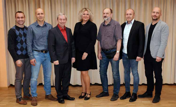 STRANA 4 TRHOVOSVINENSKÉ LISTY 12/2018 INFORMACE Z RADNICE PŘIJATÁ USNESENÍ z Ustavujícího zasedání Zastupitelstva města v Trhových Svinech, které se konalo v pondělí 12.