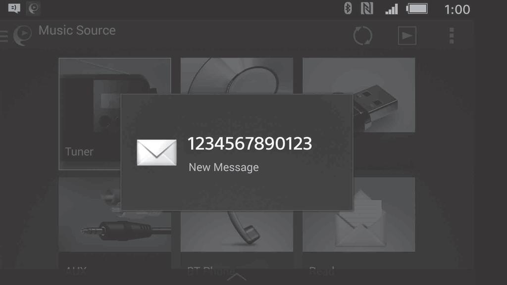 Hlasové oznamování různých informací (pouze u chytrých telefonů s operačním systémem Android) Tato funkce umožňuje automaticky ohlásit prostřednictvím reproduktorů člunu příjem SMS, oznámení služeb