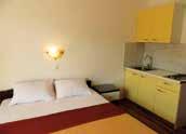 HOTEL ADRIA *** STUDIA MLINAR *** ALL INCLUSIVE Poloha a pláž: cca 300 m od písečné pláže Soline, 350 m od oblázkové pláže s toboganem, 800 m od