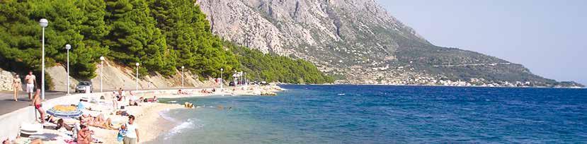 CHORVATSKO - PODGORA HOTEL PODGORKA Poloha a pláž: v centru letoviska s nádherným panoramatem pohoří Biokovo, přímo u pláže s promenádou, velmi příjemný menší hotel.
