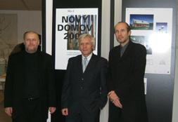 Ukončena sbírka po povodních Finanční prostředky ve výši 125 946 Kč získané ze sbírky uspořádané po povodních v roce 2002 předala ČKA Archivu architektury NTM.