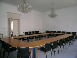 2008 Soutěž na úpravu interiérů sídla ČKA V listopadu 2007 vypsalo představenstvo ČKA soutěž na řešení prostorů Kanceláře ČKA v