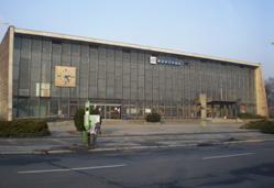 tra D ČKA upozornila ředitele Dopravního podniku hl. m. Prahy na nevhodný postup při zadávání zakázky trasování i projektů jednotlivých stanic. Cena MK ČR - Miroslav Masák Dne 27. 10.