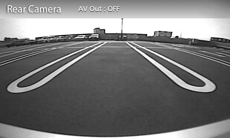 Další externí komponenty Výhled kamery Připojení kamery viz str.50. K používání zadní náhledové kamery je zapotřebí připojení ZPĚTNÉHO vedení. (str.