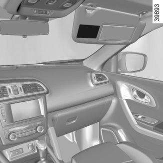 BEZPEČNOST DĚTÍ: deaktivace, aktivace airbagu předního spolujezdce (2/3) A A 3 Tyto instrukce vám připomíná označení na přístrojové desce a štítky A na každé straně sluneční clony spolujezdce 3