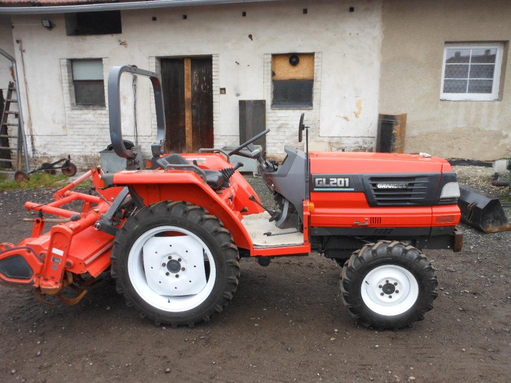 Kubota GL 201, 4x4 Dále uvedený návod se