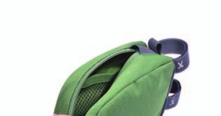 comfortably fit inside bag do brašny se pohodlně vejde