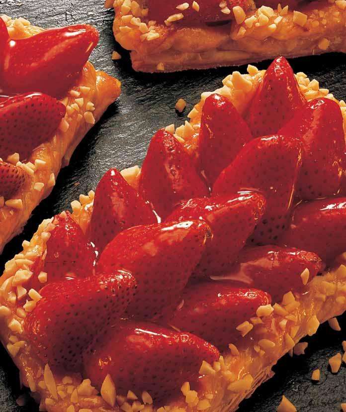 Jahodové fiezy 300 g zmrazeného listového tûsta 1 Puding s vanilkovou pfiíchutí Dr.
