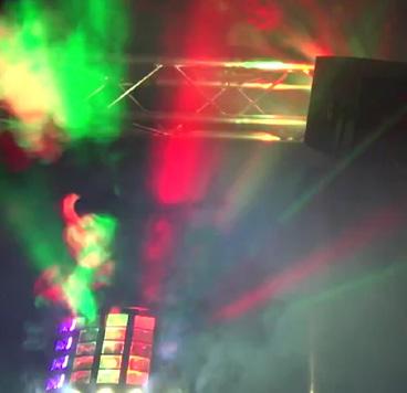 bílé LED Paprskový efekt 8x W RGBA 8x