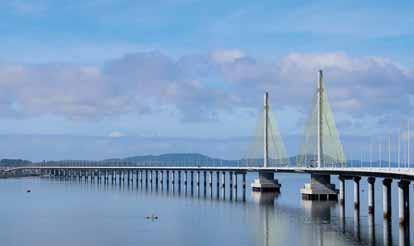 25a 25b Literatura: [1] RIBERIO, C. F. The Octavio Frias de Oliveira and Anita Garibaldi cable- -stayed bridges. In: Proceedings of the International Conference on Multi- -Span Large Bridges.