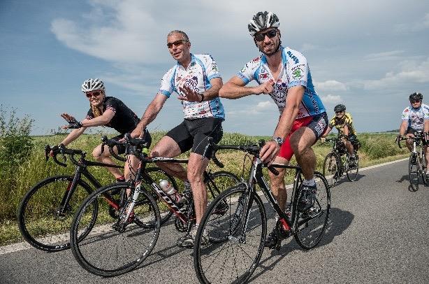 Petr Koukal badmintonista: Určitě je to skvělá akce, která boří společenská tabu a je nejen velmi originální, ale především prospěšná! Překonal jste někdy i Vy své hranice? Jak? Mnohokrát v životě.