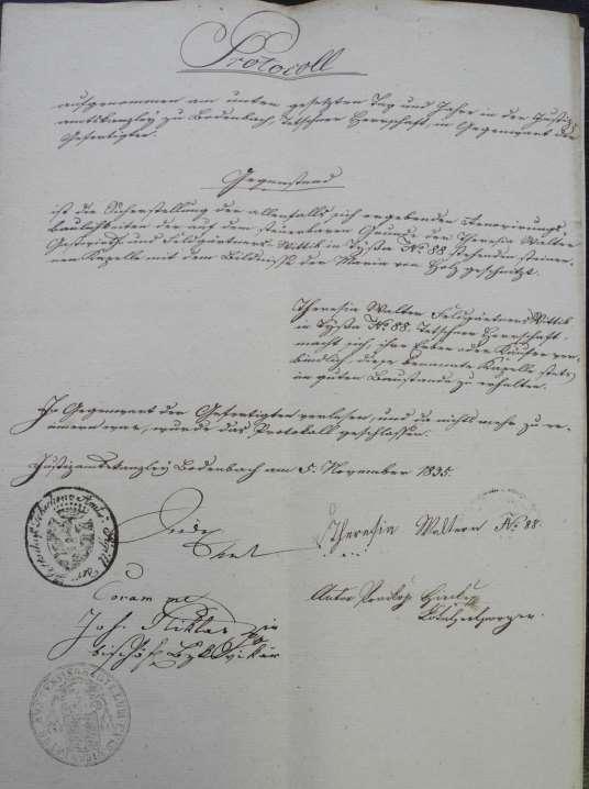 Kamenná kaple Dřevěná socha Panny Marie 1835: