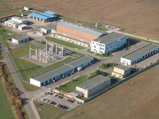 3. Podzemní zásobníky plynu v ČR Přehled podzemních zásobníků plynu v České republice a společností, které je provozují: RWE Gas Storage, s.r.o. - Dolní Dunajovice - Háje - Lobodice - Štramberk - Třanovice - Tvrdonice SPP Storage, s.