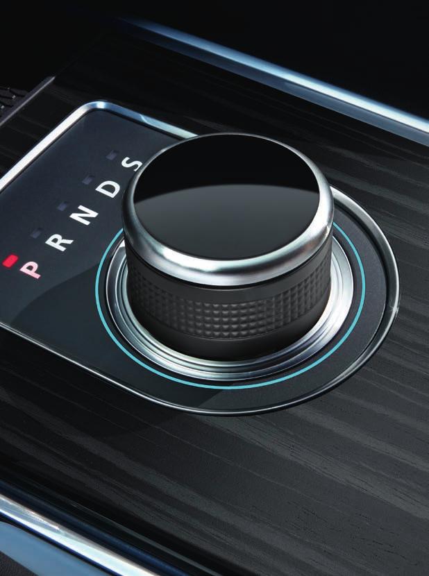 AUTOMATICKÁ PŘEVODOVKA OSMISTUPŇOVÁ AUTOMATICKÁ PŘEVODOVKA Automatická převodovka modelu F-PACE je velmi pohotová, kultivovaná a účinná.