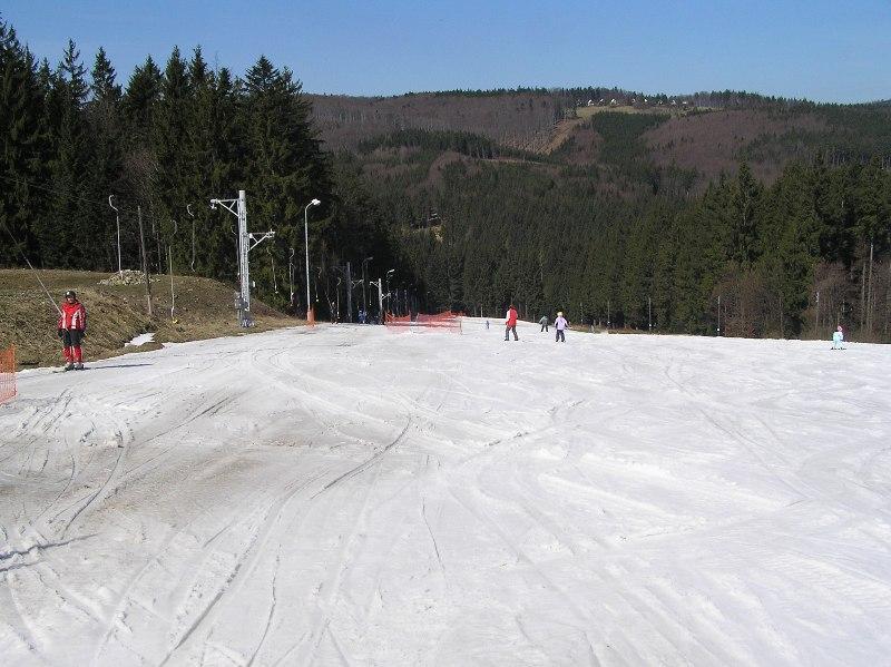 10 Hodnocení přírodního potenciálu území Díky členitosti reliéfu a zachovalé přírodě je celá oblast sledovaného území vyhledávaná turisty.