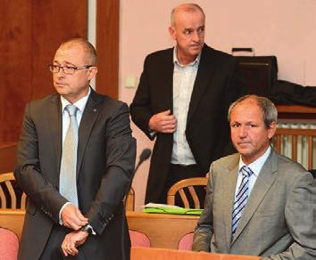 V polovině prosince 2006 Tatra podepsala s ministerstvem obrany smlouvu na dodávku terénních nákladních vozidel za 2,7 miliardy korun a o několik měsíců později severomoravská automobilka ukončila