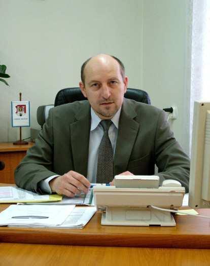 Vážené dámy a pánové, Městský úřad v Uherském Hradišti pro Vás připravil Výroční zprávu za rok 2009.
