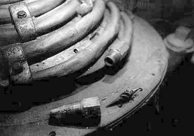 Obr. 44. Tryska na konci potrubí domácí generátoru Schaubergera. Toto technické řešení dobře známo, že návrháři zařízení, které je nutné pro zvýšení rychlosti trysky na výstupu trysky.
