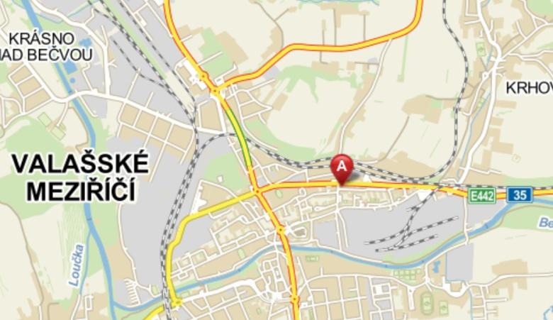uzavření smlouvy na 12-17 měsíců 3 000,- Kč plocha/měsíc