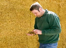 Zvýšením rozdílu otáček válců je docíleno požadovaného stupně zpracování siláže. NOVINKA: MULTI CROP CRACKER MAX.