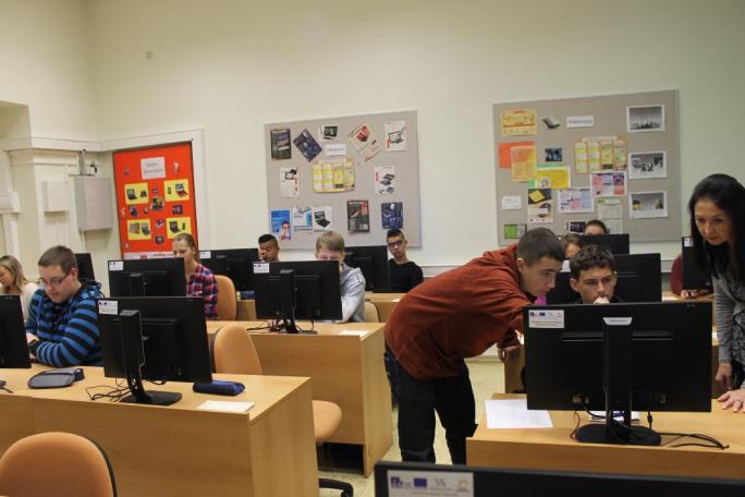 Projekt etwinning - Po prázdninové odmlce pokračuje i nadále ve školním roce 2016-17 spolupráce žáků třídy 3 OPČ s italskou partnerskou školou z Finale Ligure v Itálii.