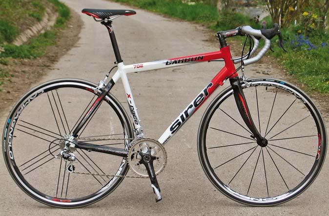 ŠÍRER Z letošní kolekce domácí značky Šírer jsme již otestovali model 502 Dynamic, s nímž jsme vás důkladně seznámili v čísle 2/2008.