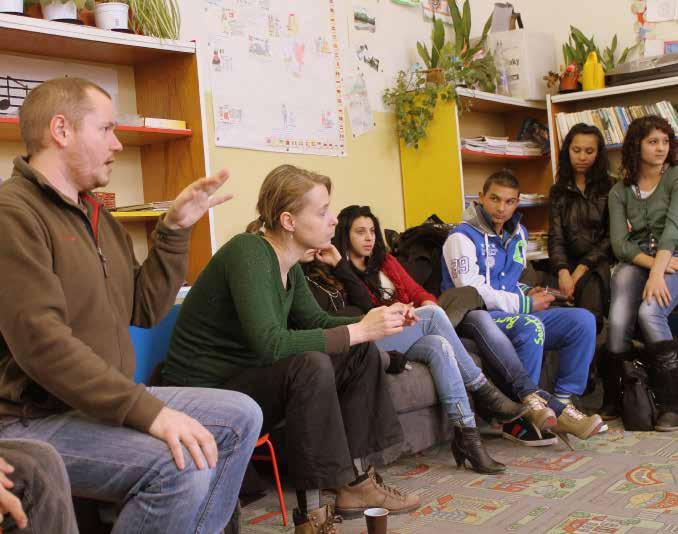 Cílem projektu Medzietnický dialóg je odstranění bariér ve vzájemné komunikaci mezi Romy a majoritou.