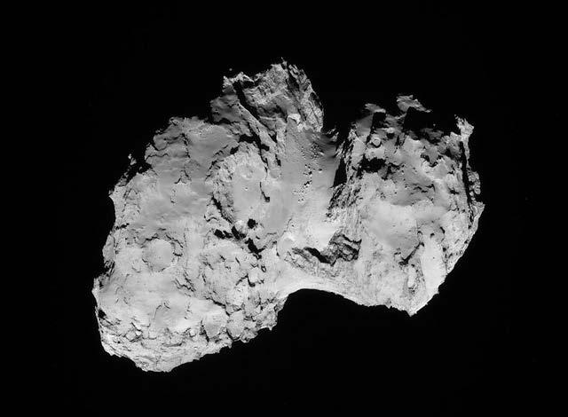 Jádro komety 67P/Churyumov-Gerasimenko 4.1 3.